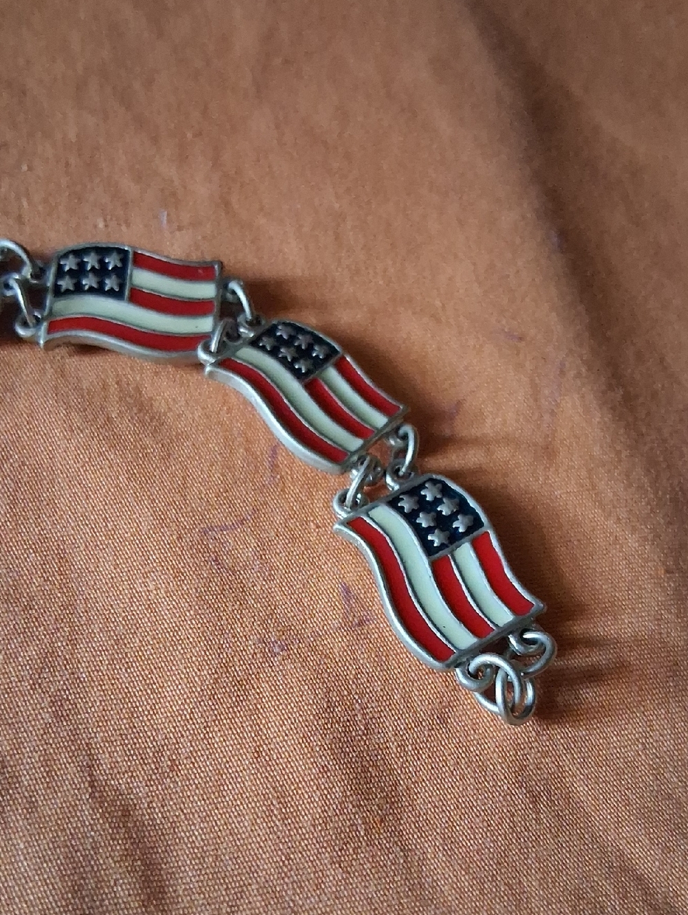 Bracelet - Picture 3 of 6